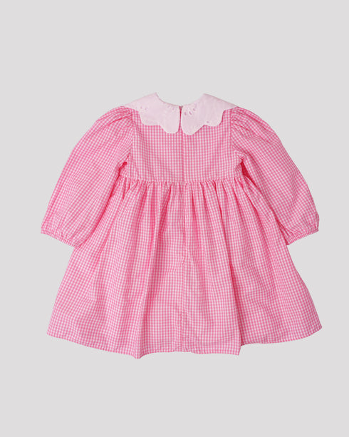 Rochie roz cu patratele si guler brodat